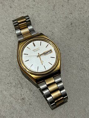 Vintage Seiko Two Tone Quartz Watch for Parts / Repair